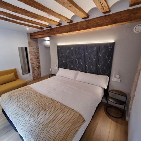 Hostal La Rua Estella Ngoại thất bức ảnh