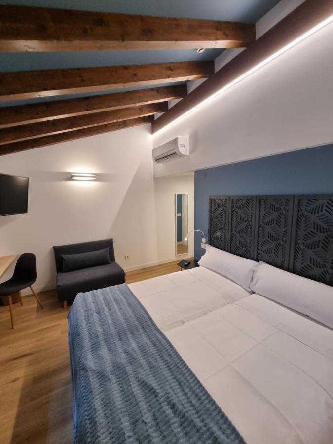 Hostal La Rua Estella Ngoại thất bức ảnh