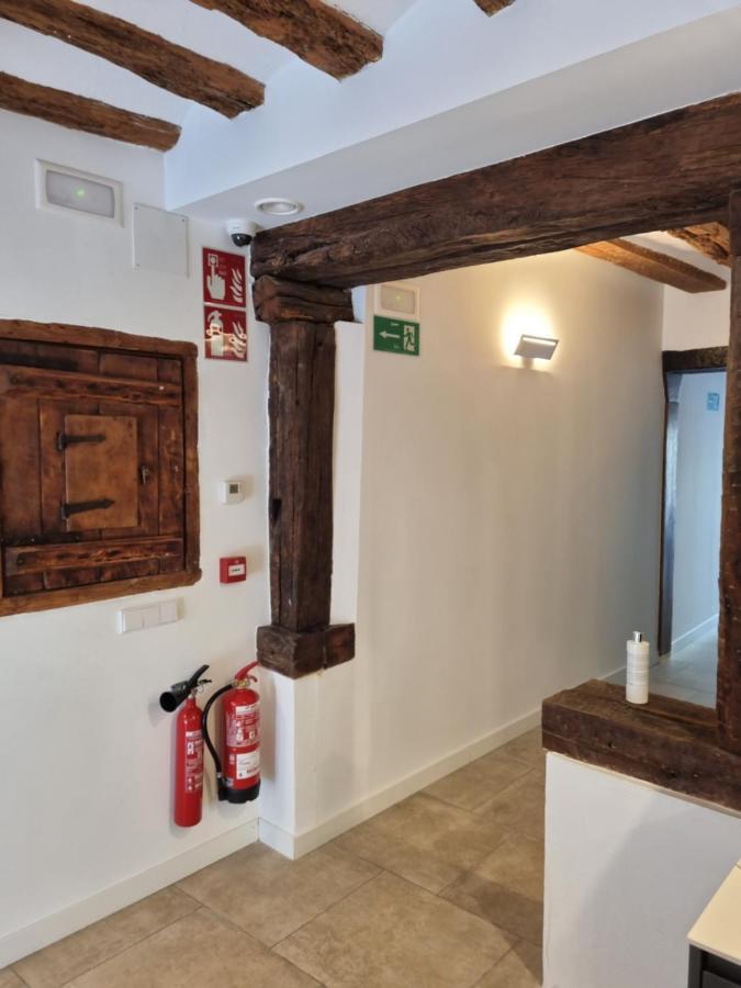 Hostal La Rua Estella Ngoại thất bức ảnh