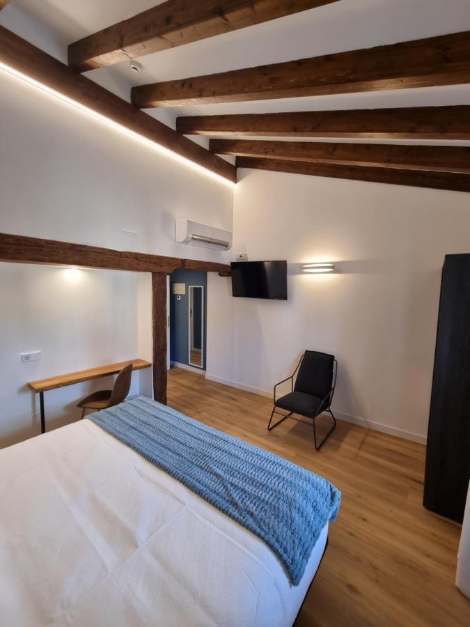 Hostal La Rua Estella Ngoại thất bức ảnh